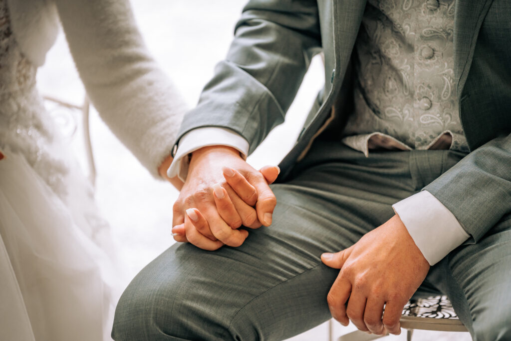 Bridal couple at a free wedding ceremony